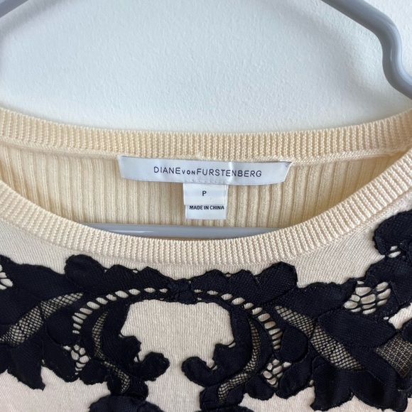 Diane Von Furstenberg 100% Wool Sweater with Black Lace Design - Picture 3 of 7